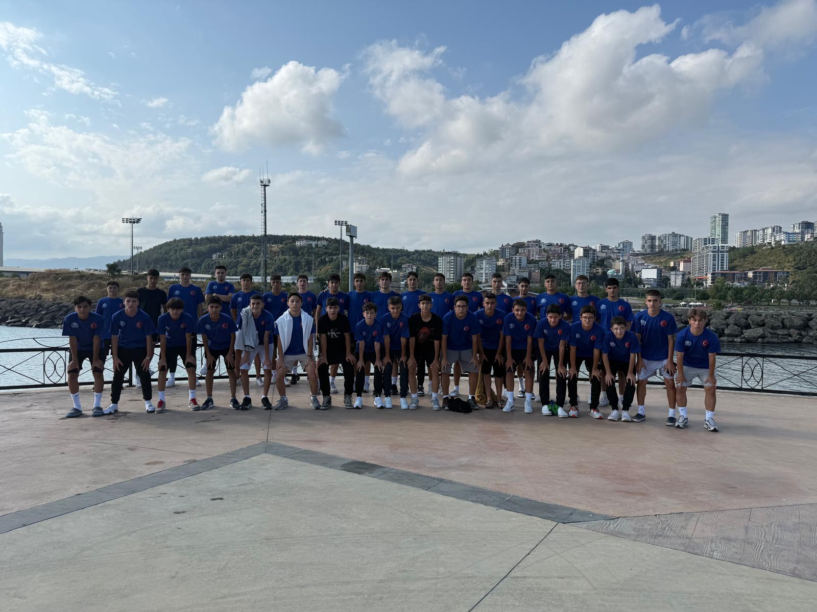 Yılport Samsunspor Tesislerinde Hazırlık Maçları Oynadık.